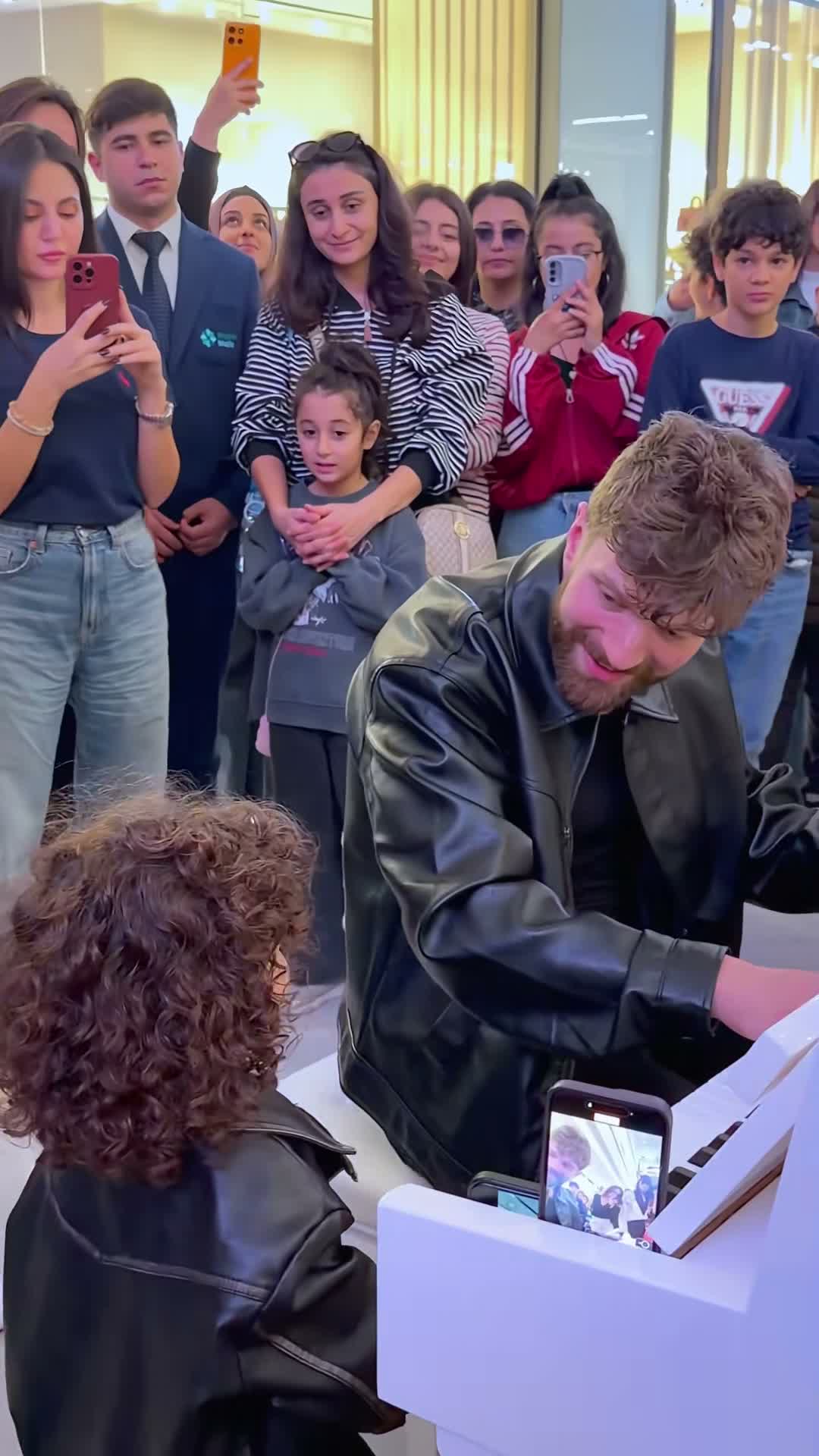 Emilio Piano on Apr 7
