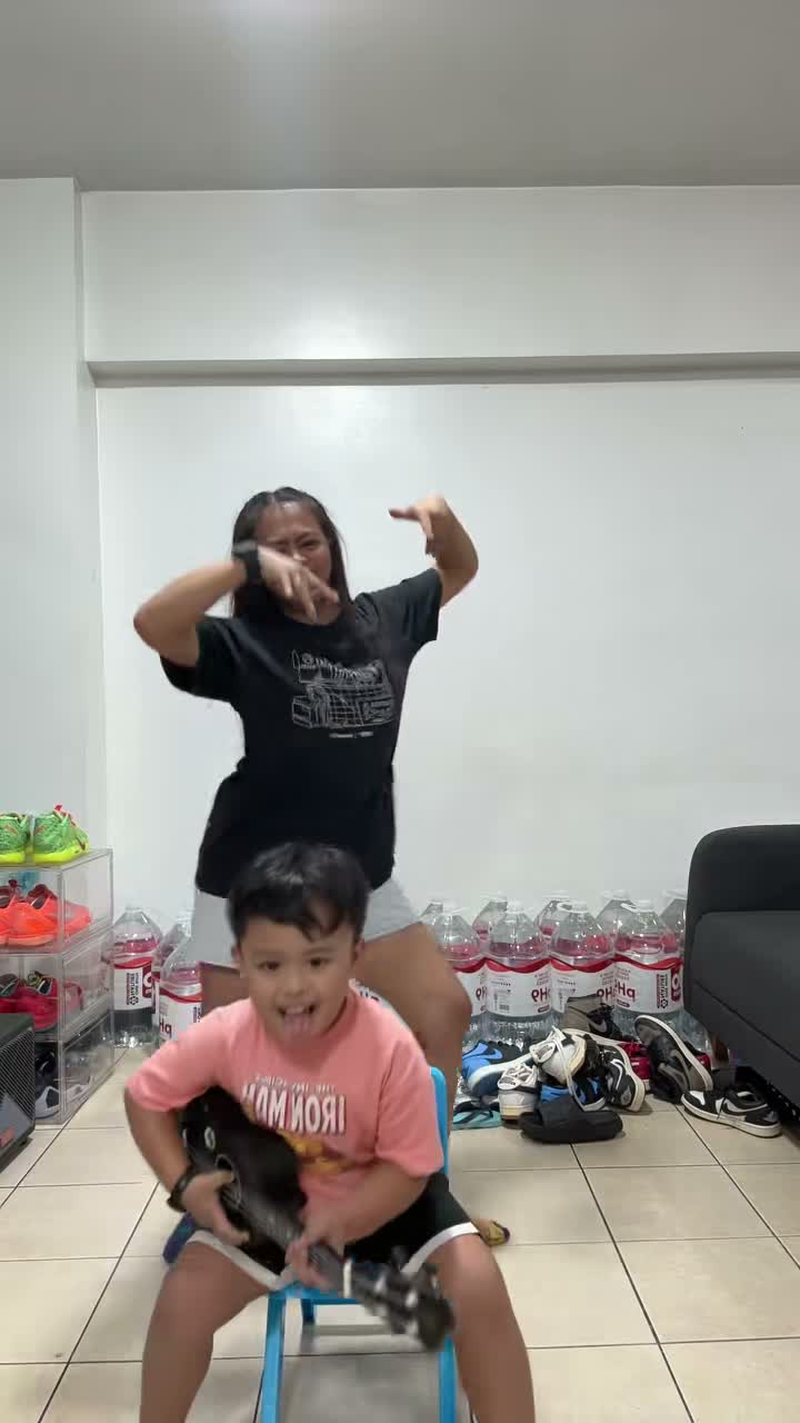 Life with Gavin 👻 on Aug 3