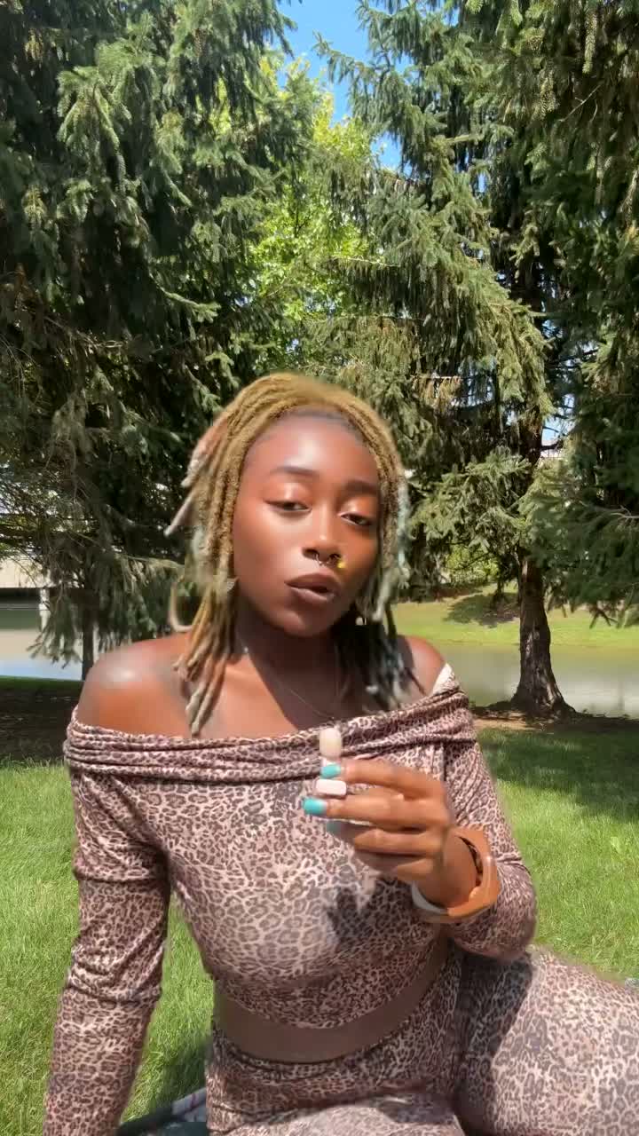 🌻 🌙Lasharaeovonna✨🧿 on Aug 7