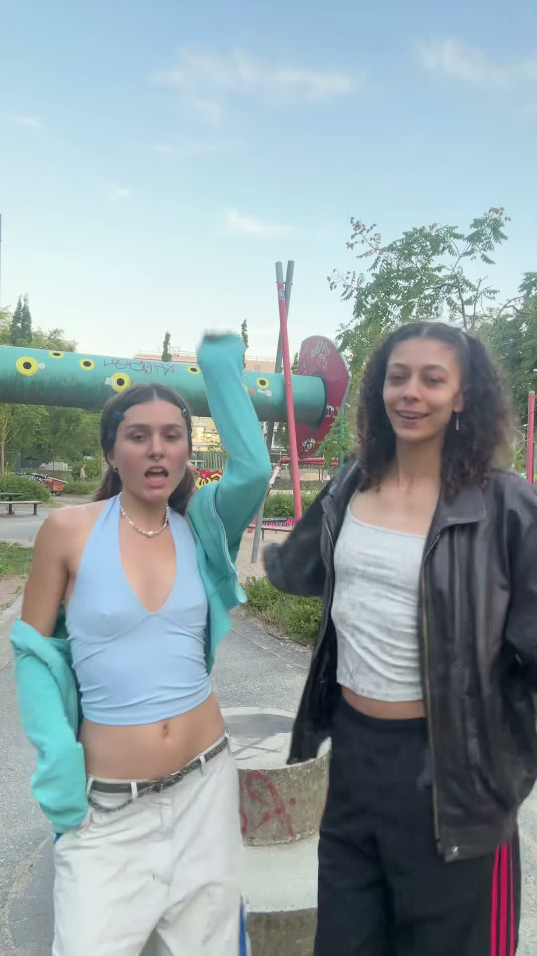 amelielielo on Aug 3