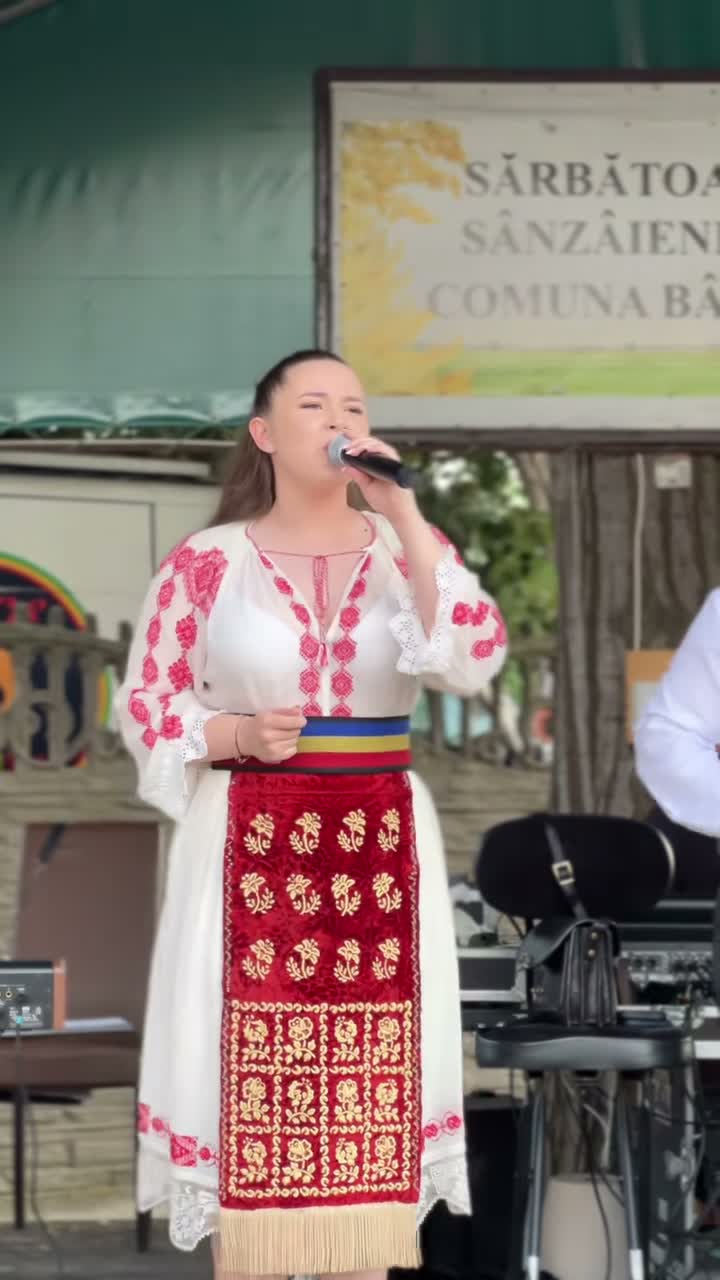 Titiana Ienășescu 🎵 on Jul 18
