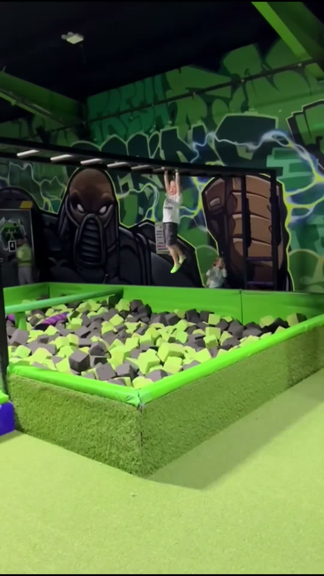 Carolynne on Aug 1