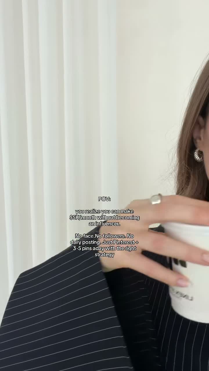 Faceless Boss Girl on Aug 16