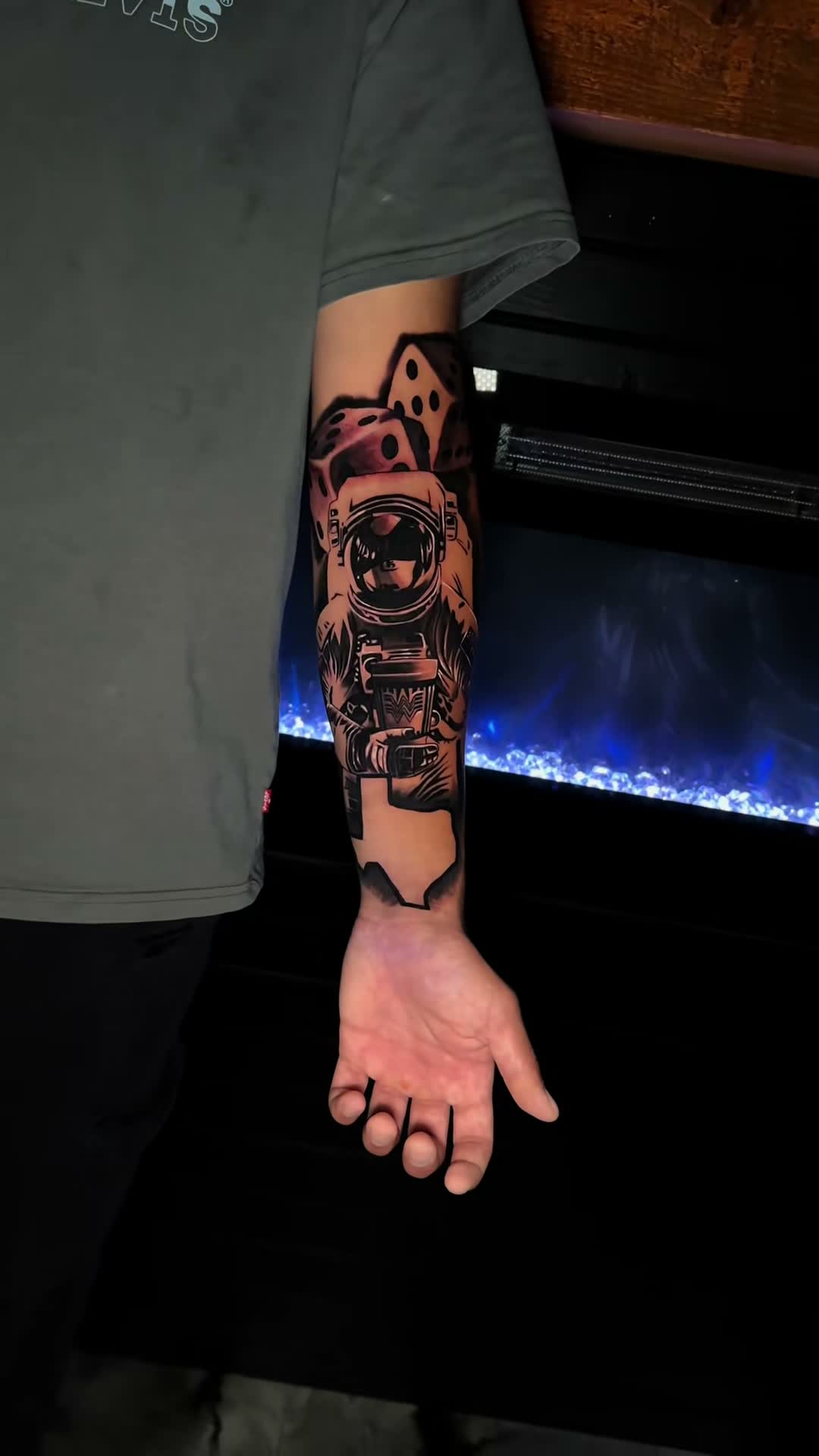 HOUSTON TATTOO ARTIST on Jun 25
