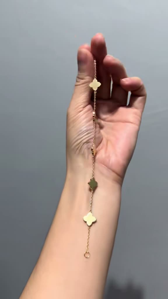 Invest at Jewelries By AC on Aug 1