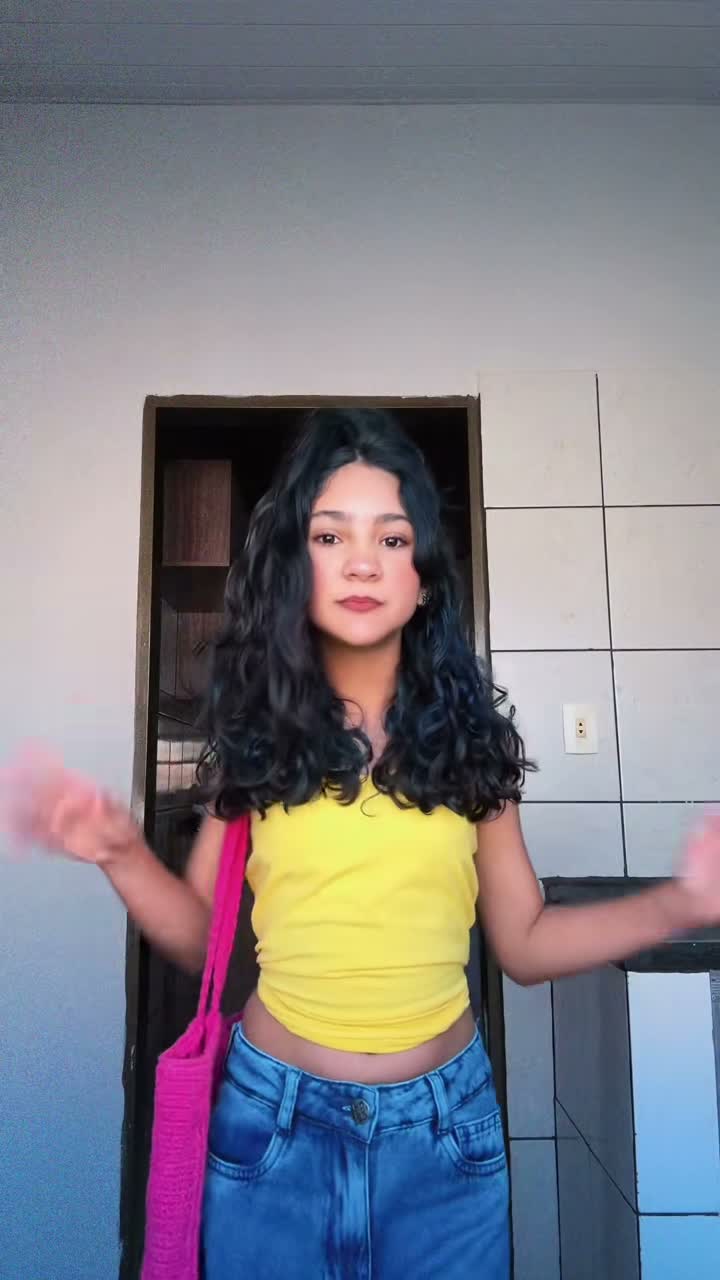 ana banana!💛 on Aug 2
