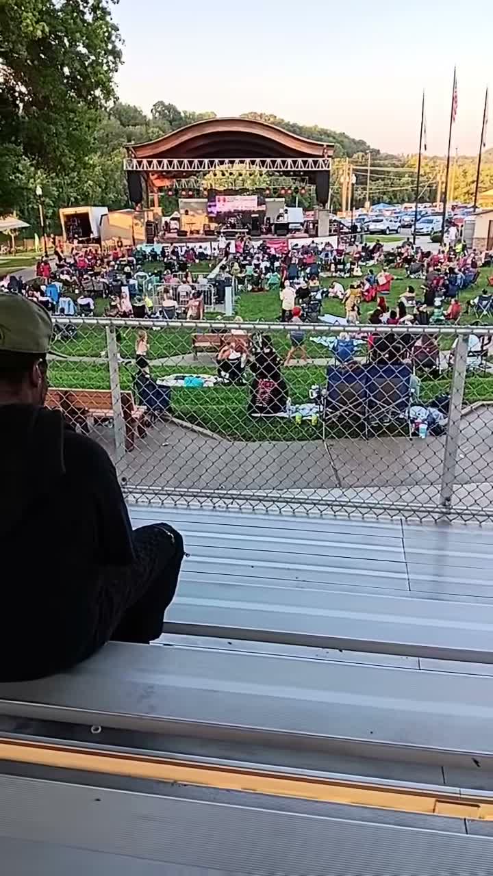 Chris Wright on Aug 23