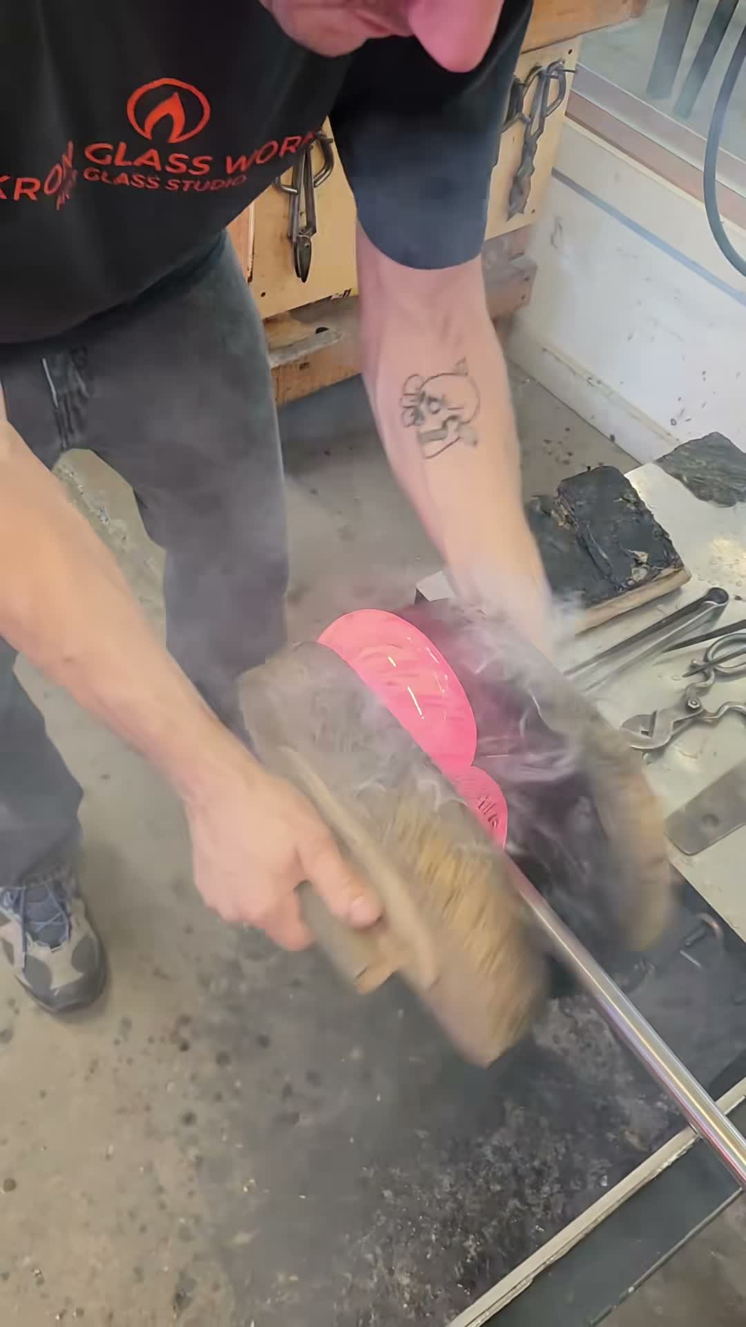 Akron Glass Works on Jun 17
