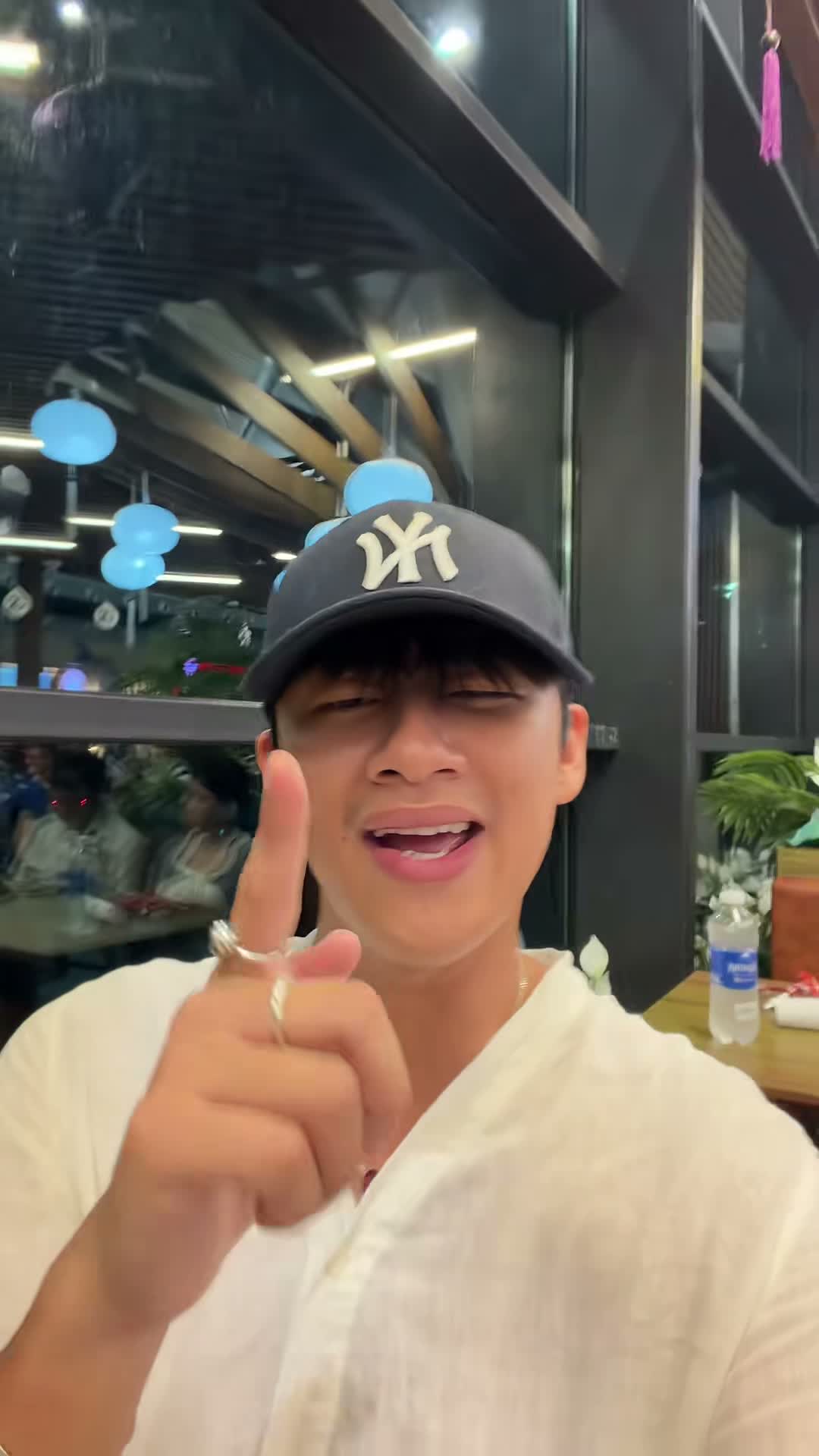mèo kem bánh on Jul 30