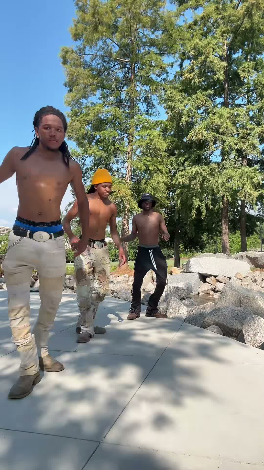 Ghettotwins_ on Jul 18