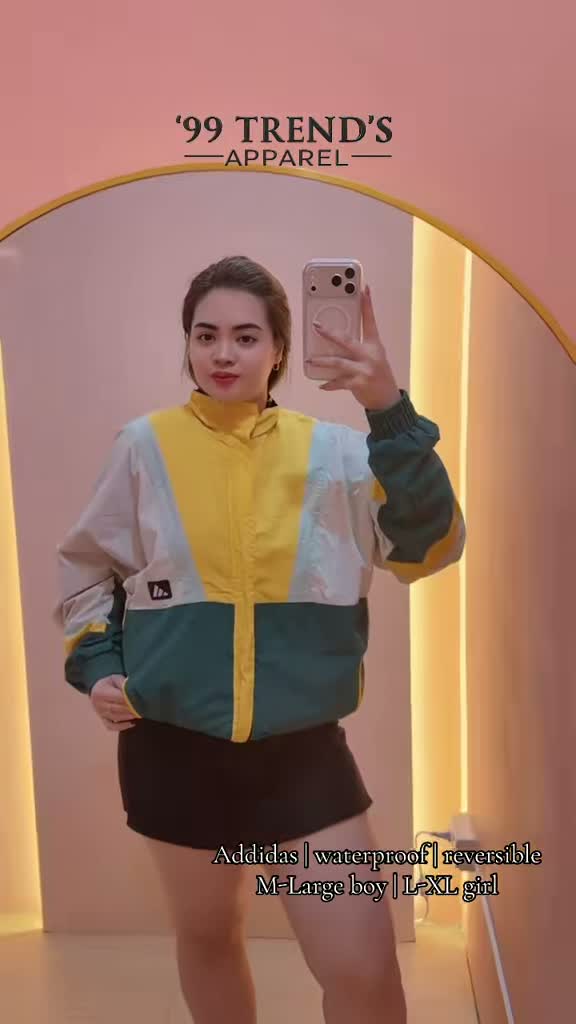 '99 TRENDS APPAREL SHOP on Aug 4